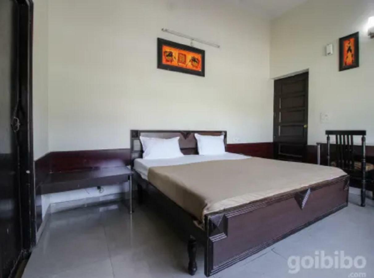 Hotel Utsav Dehradun Zewnętrze zdjęcie